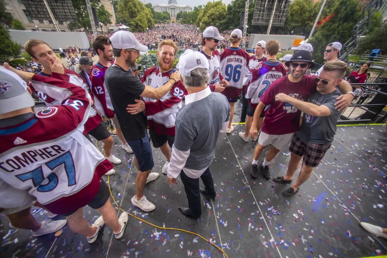 Reader: The Avs Came to Play…and to Party!
