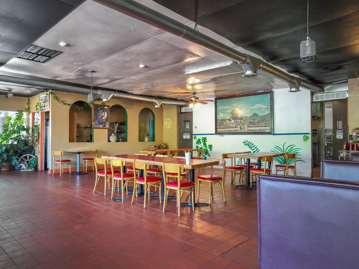 Reader: I’ll Miss La Casa de Manuel, and My Favorite Green Chile