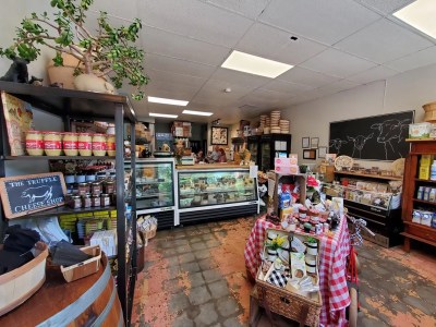 Beloved Cheese Shop Closed, but Not Gone