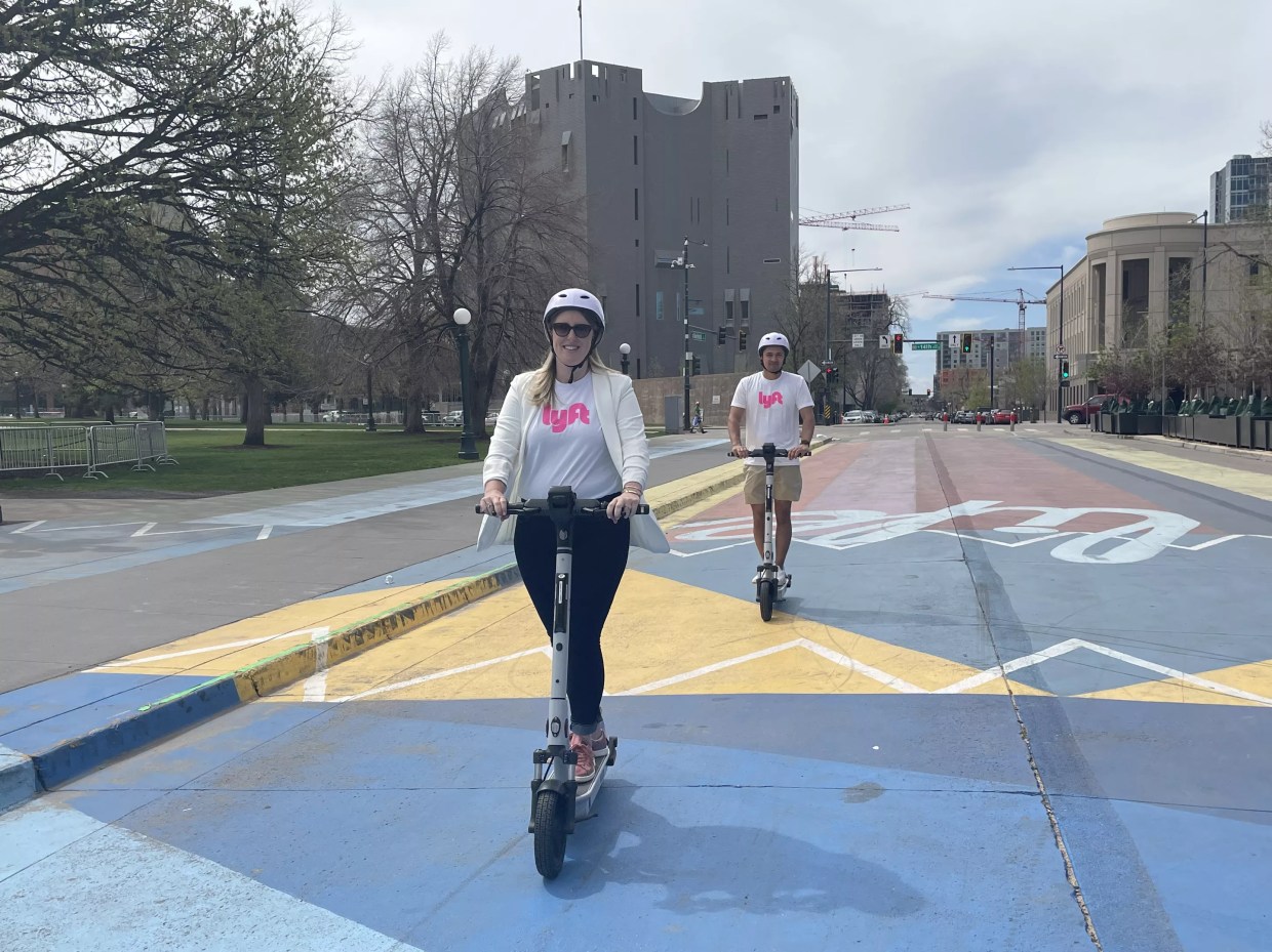 Lyft e-scooter riders
