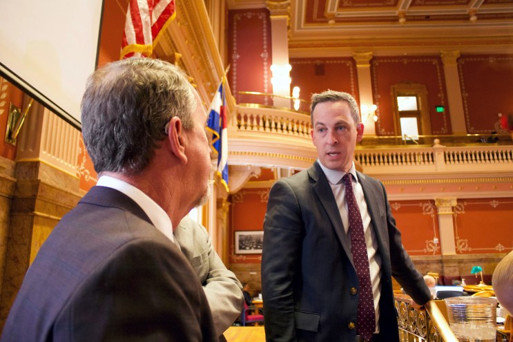 Senate President Steve Fenberg and Minority Leader Paul Lundeen argue on the Senate floor.