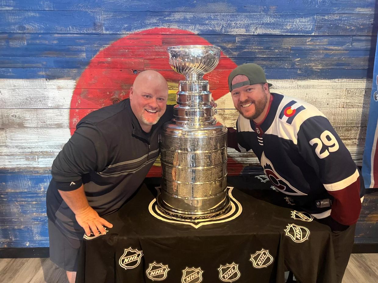 Avalanche fans with Stanley Cup