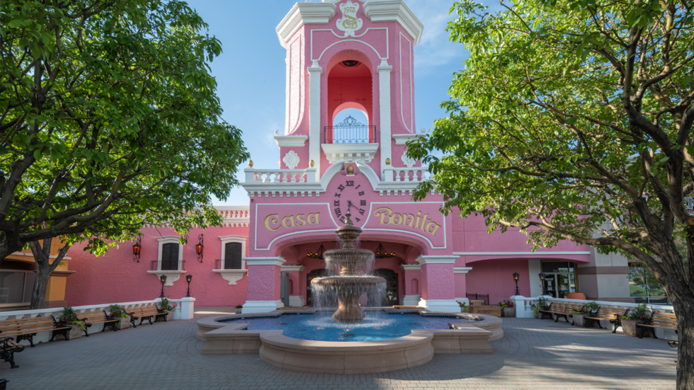 pink restaurant