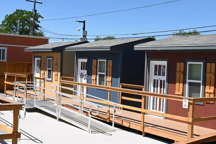Small shed-like houses are part of the La Paz micro-community.