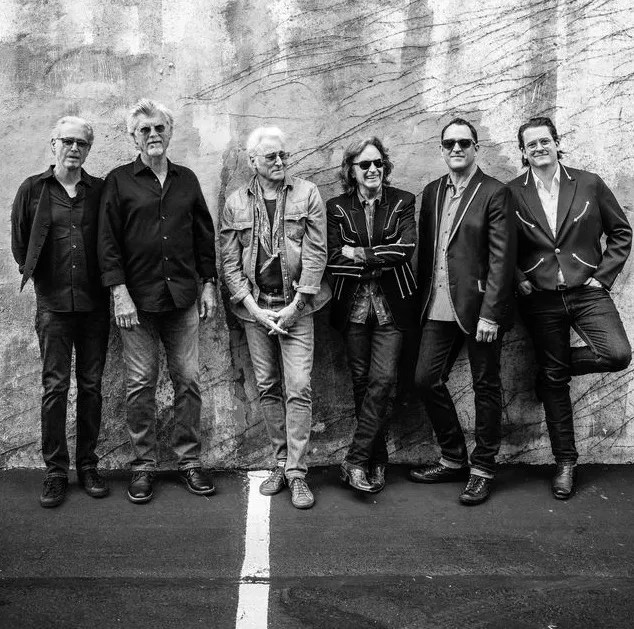 Nitty Gritty Dirt Band, left to right: Jim Photoglo, Bob Carpenter, Jimmie Fadden, Jeff Hanna, Jaime Hanna, Ross Holme