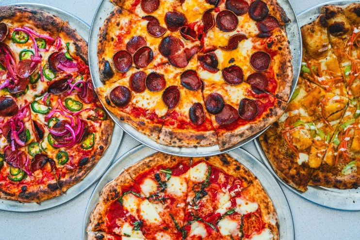 pizzas