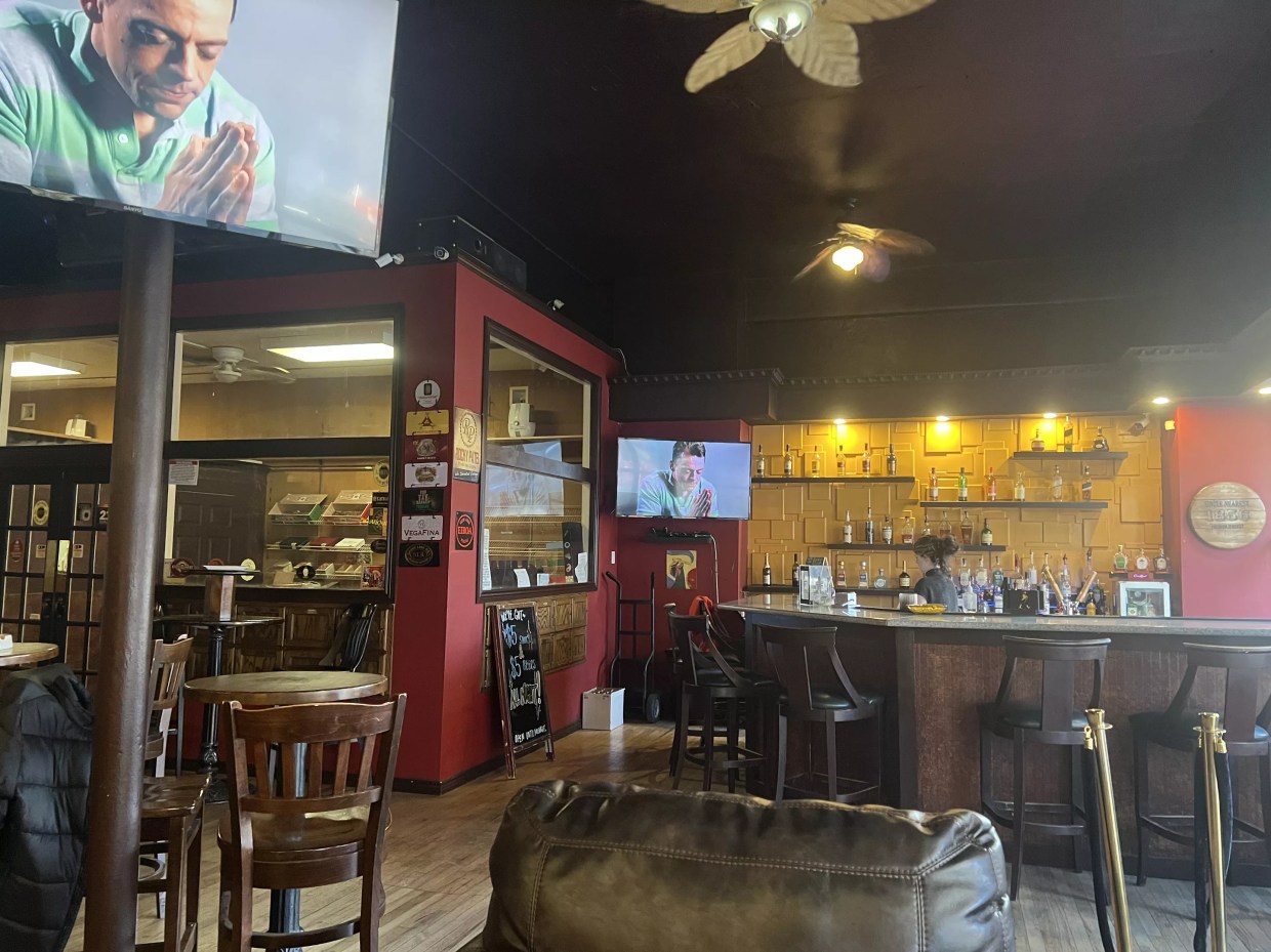 empty cigar bar